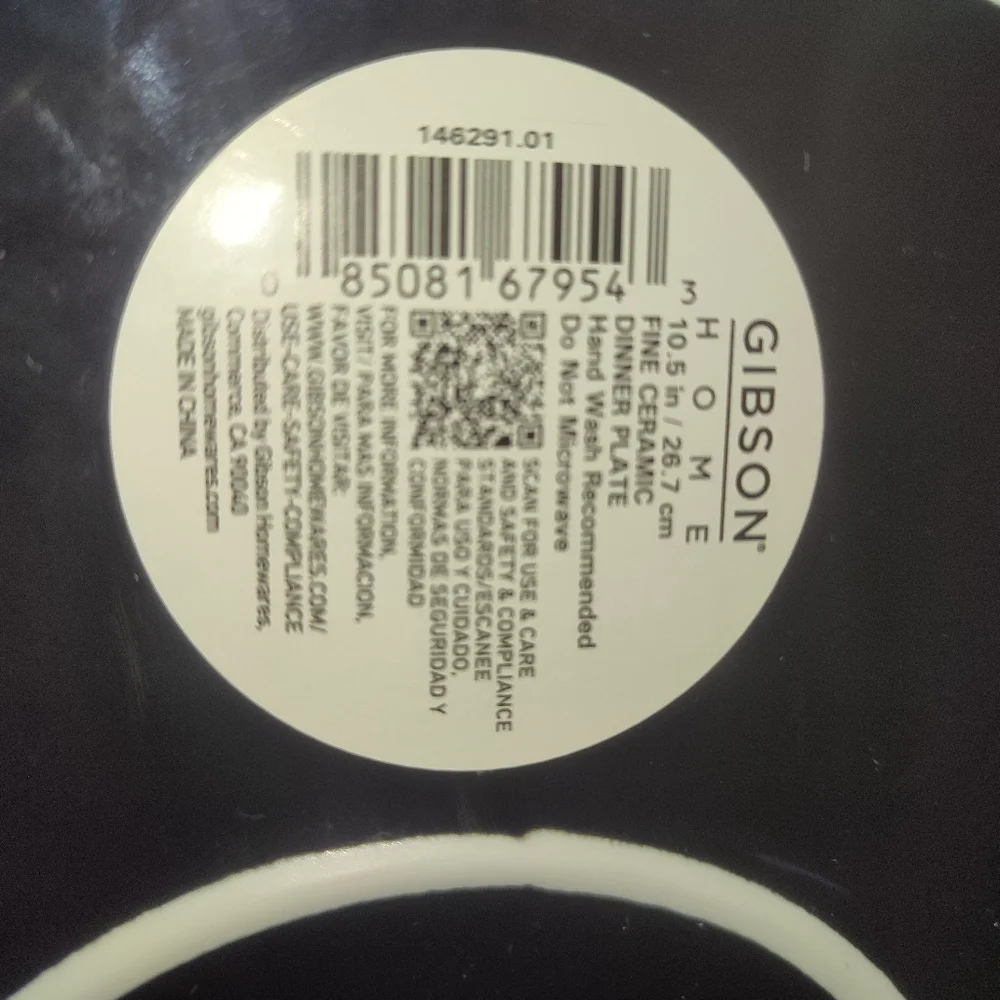 Gibson Home Dinnerware Plate Set - Picture 5 of 13